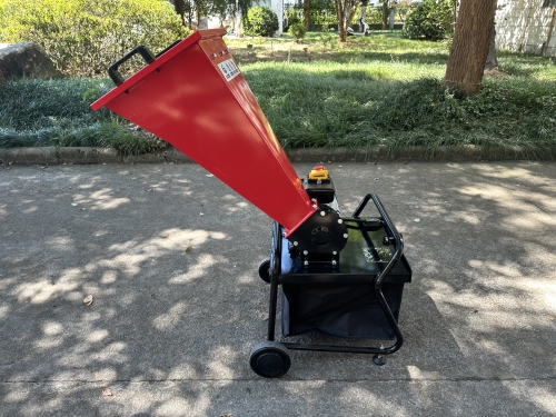 Измельчитель веток и деревьев JANSSEN FS-20speed