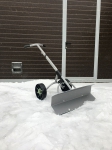 Лопата на колесах для снега RS 017A